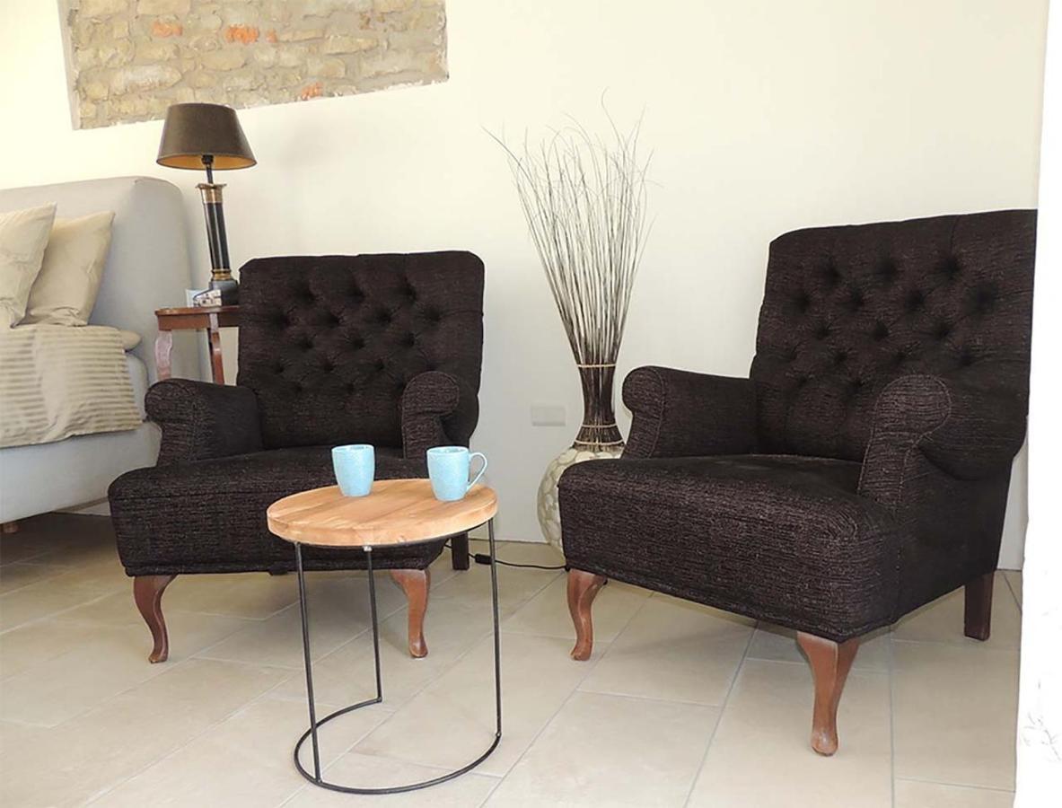 Bed and Breakfast La Luce Delle Colline Serravalle delle Langhe Exterior foto